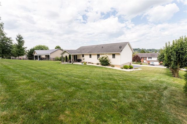 404 Shannon Drive, South Union Twp, PA 15401