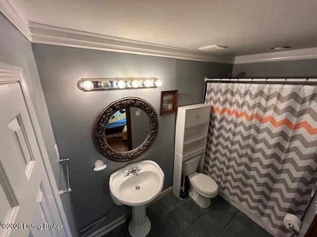 99 Olympia Dr, Bardstown, KY 40004