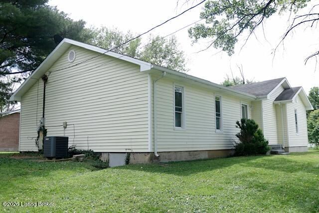 99 Olympia Dr, Bardstown, KY 40004