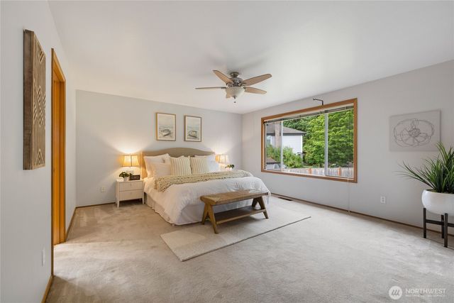 28014 180th Avenue SE, Kent, WA 98042