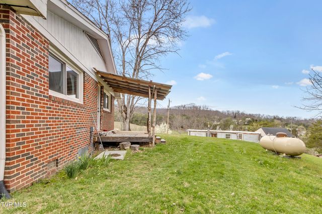 3023 Princeton Road, Kingsport, TN 37660