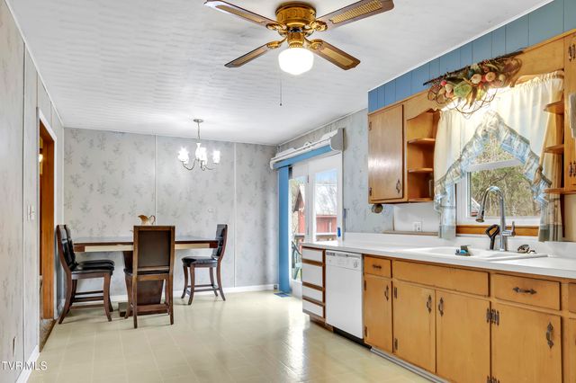 3023 Princeton Road, Kingsport, TN 37660