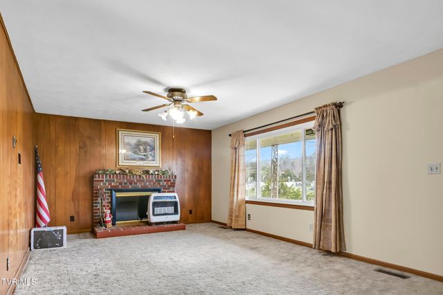 3023 Princeton Road, Kingsport, TN 37660