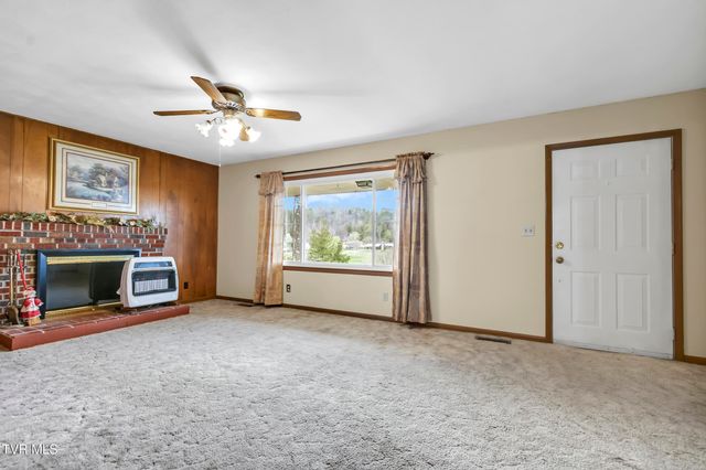 3023 Princeton Road, Kingsport, TN 37660