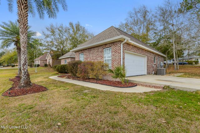 67183 E Diamondhead Drive, Diamondhead, MS 39525