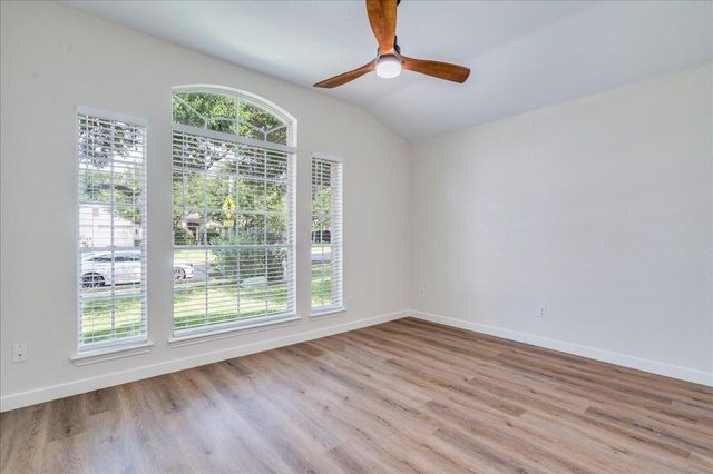 4504 Steed DR, Austin, TX 78749