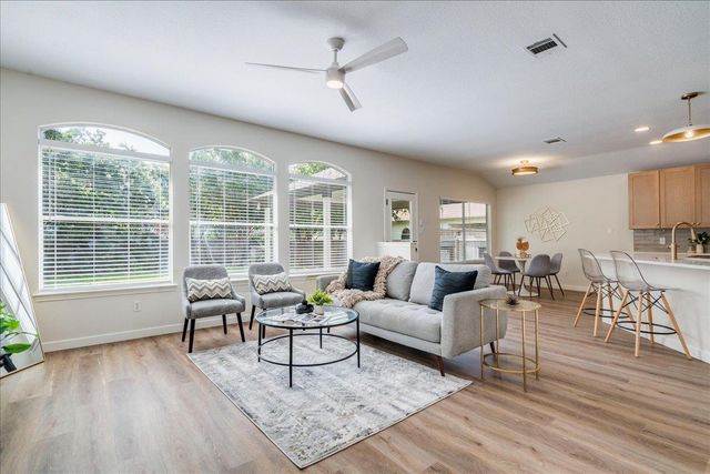 4504 Steed DR, Austin, TX 78749