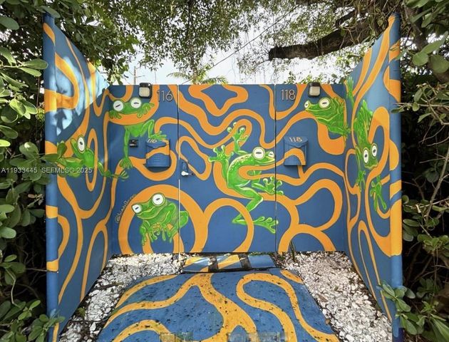 118 NW 24th St 2, Miami, FL 33127