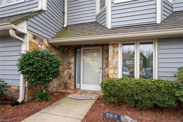 5314 Summit Heights Drive, Winston-salem, NC 27104