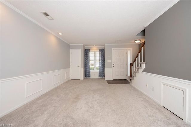 5314 Summit Heights Drive, Winston-salem, NC 27104