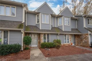 5314 Summit Heights Drive, Winston-salem, NC 27104