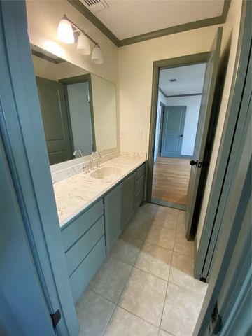 804 S Buffalo Street, Canton, TX 75103