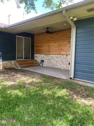 804 S Buffalo Street, Canton, TX 75103