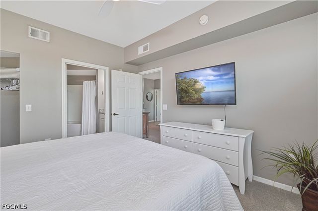 15655 Ocean Walk CIR 310, Fort Myers, FL 33908
