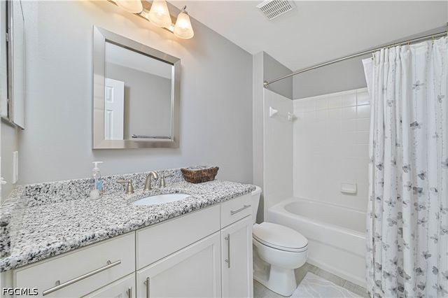 15655 Ocean Walk CIR 310, Fort Myers, FL 33908