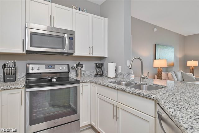 15655 Ocean Walk CIR 310, Fort Myers, FL 33908