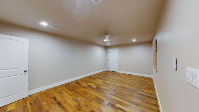 2718 South Boulevard, Dallas, TX 75215