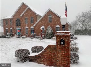 29 CHARISMA DR, Camp Hill, PA 17011