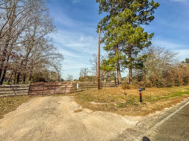 1 Fm 328, Huntington, TX 75949