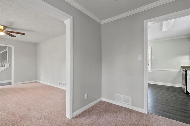 2037 Englewood Way, Snellville, GA 30078