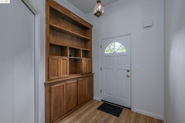 19160 Middle Camp Sugar Pine Rd, Twain Harte, CA 95383