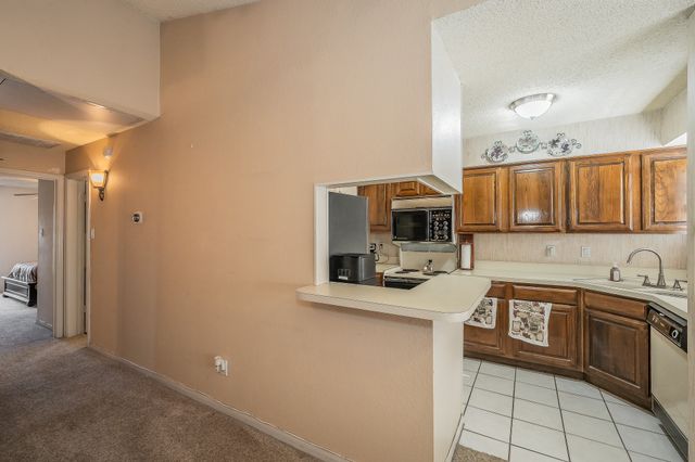 1300 Memory Lane 5221, Arlington, TX 76011