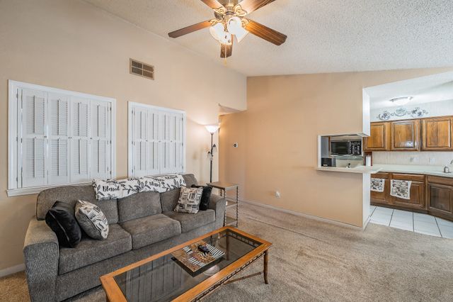 1300 Memory Lane 5221, Arlington, TX 76011