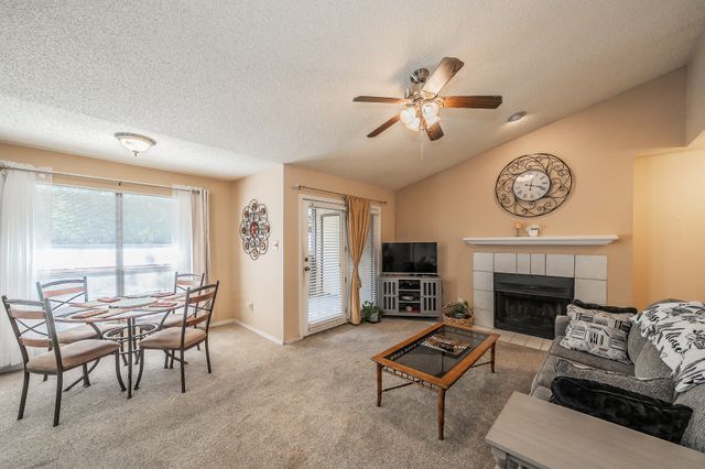 1300 Memory Lane 5221, Arlington, TX 76011