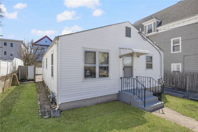 106 Sumner Avenue, Central Falls, RI 02863