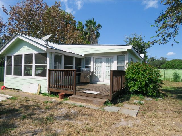 508 Broadway St, Fulton, TX 78358