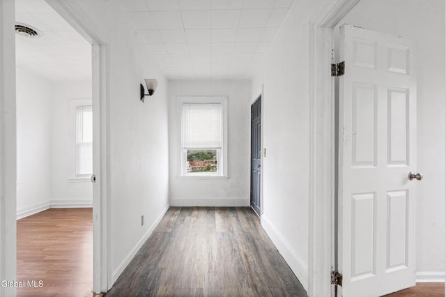 6 Hill Street, Waterford, NY 12188