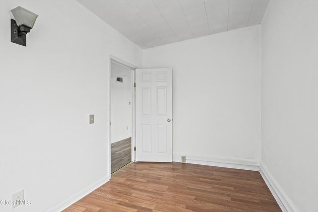 6 Hill Street, Waterford, NY 12188