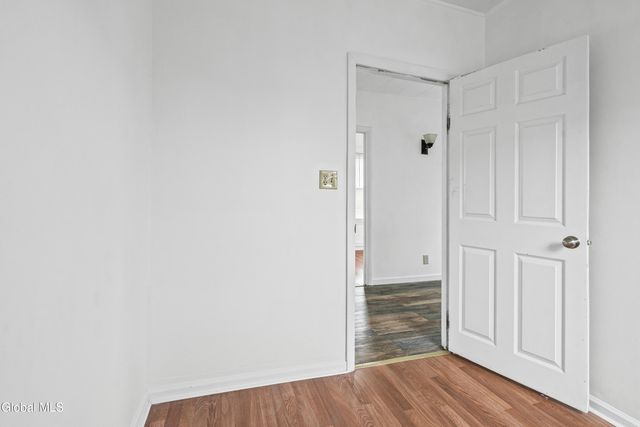 6 Hill Street, Waterford, NY 12188