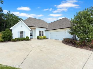 651 Wild Horse Lane, Brandon, MS 39042