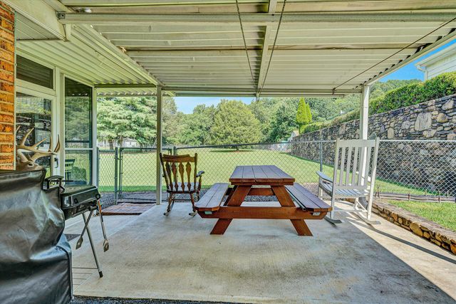 3707 Springvale ST, Roanoke, VA 24014