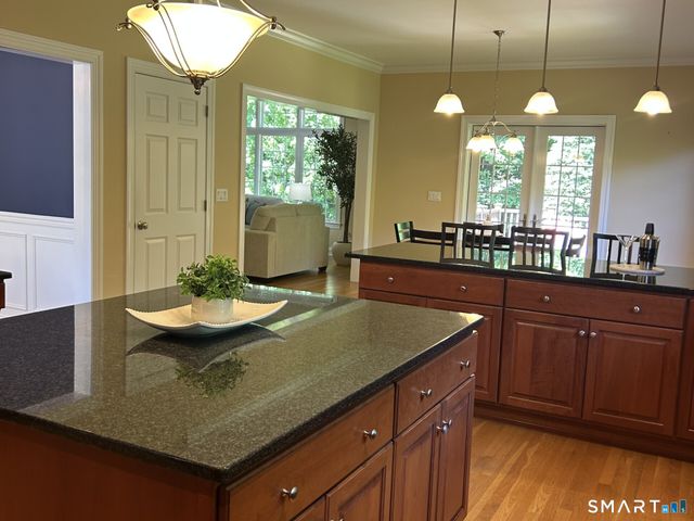 38 Avalon Drive, Middlebury, CT 06762