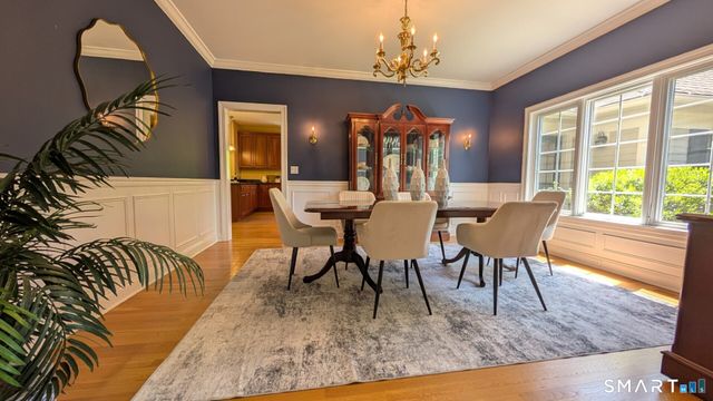 38 Avalon Drive, Middlebury, CT 06762