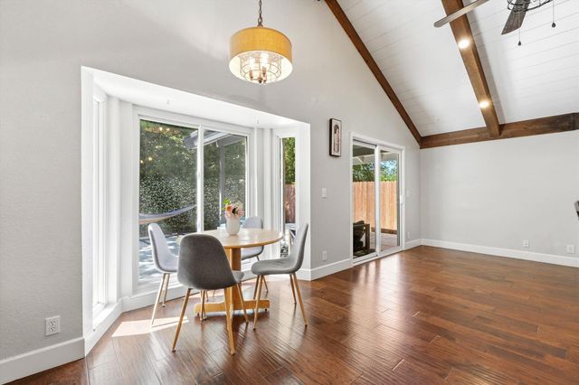 7433 Walnut Rd, Fair Oaks, CA 95628