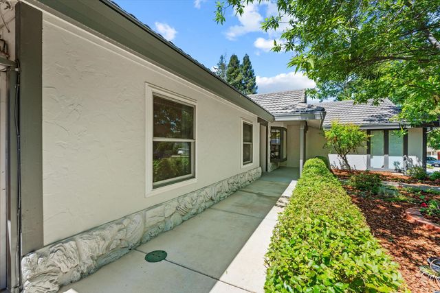 7433 Walnut Rd, Fair Oaks, CA 95628