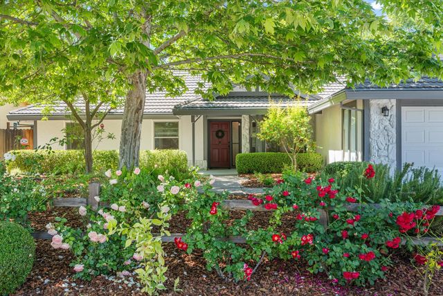 7433 Walnut Rd, Fair Oaks, CA 95628