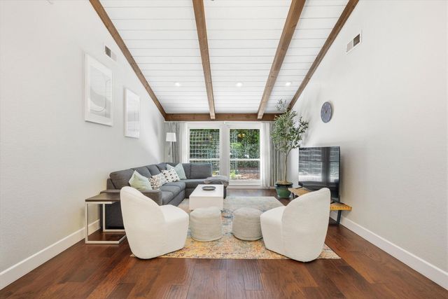 7433 Walnut Rd, Fair Oaks, CA 95628