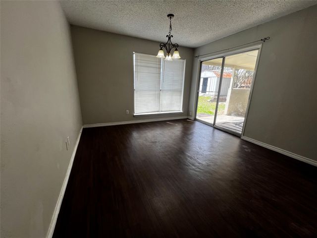 3605 Woodmoor Road, Fort Worth, TX 76133