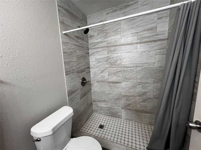 3605 Woodmoor Road, Fort Worth, TX 76133