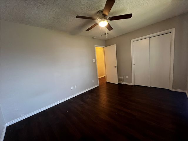 3605 Woodmoor Road, Fort Worth, TX 76133