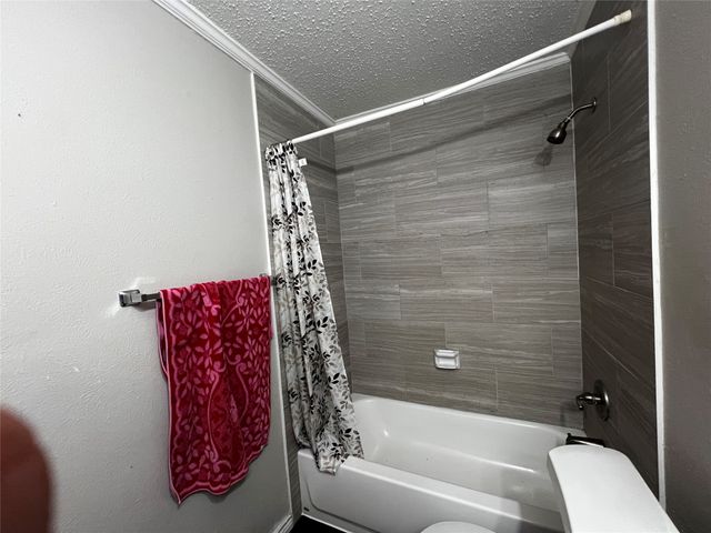 3605 Woodmoor Road, Fort Worth, TX 76133