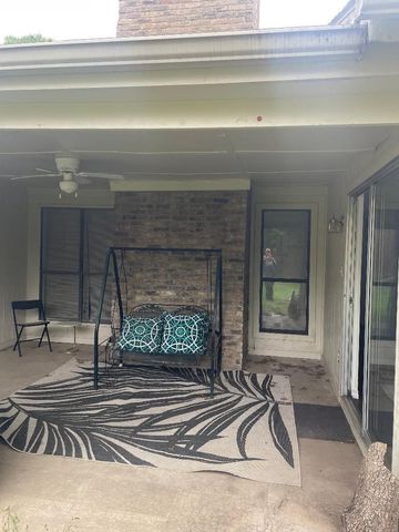 3605 Woodmoor Road, Fort Worth, TX 76133