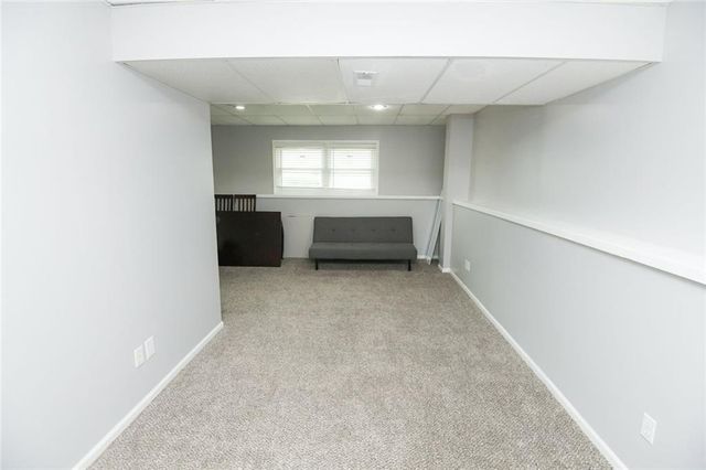 204 NW 114th Terrace, Kansas City, MO 64155