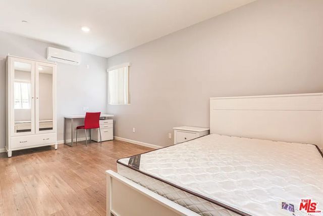 1259 W 36th Place, Los Angeles, CA 90007