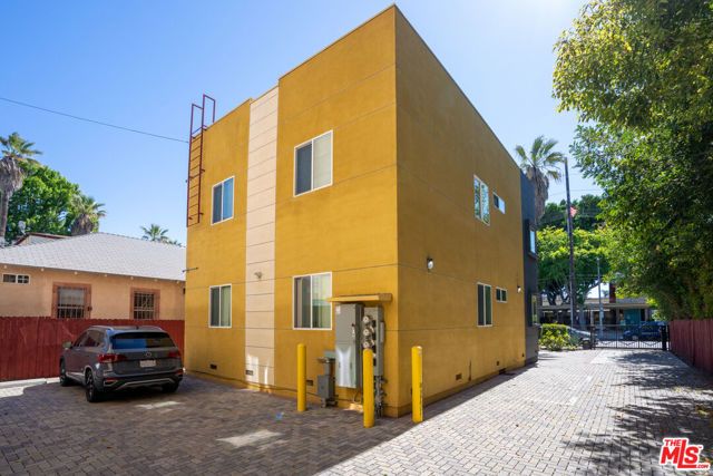 1259 W 36th Place, Los Angeles, CA 90007