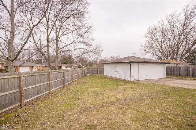 6924 Day Drive, Parma, OH 44129